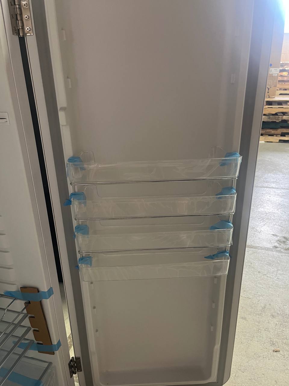 OPEN BOX iio Vintage VR1 (MRS330-09) Refrigerator - White - Discounted - Clearance Appliance