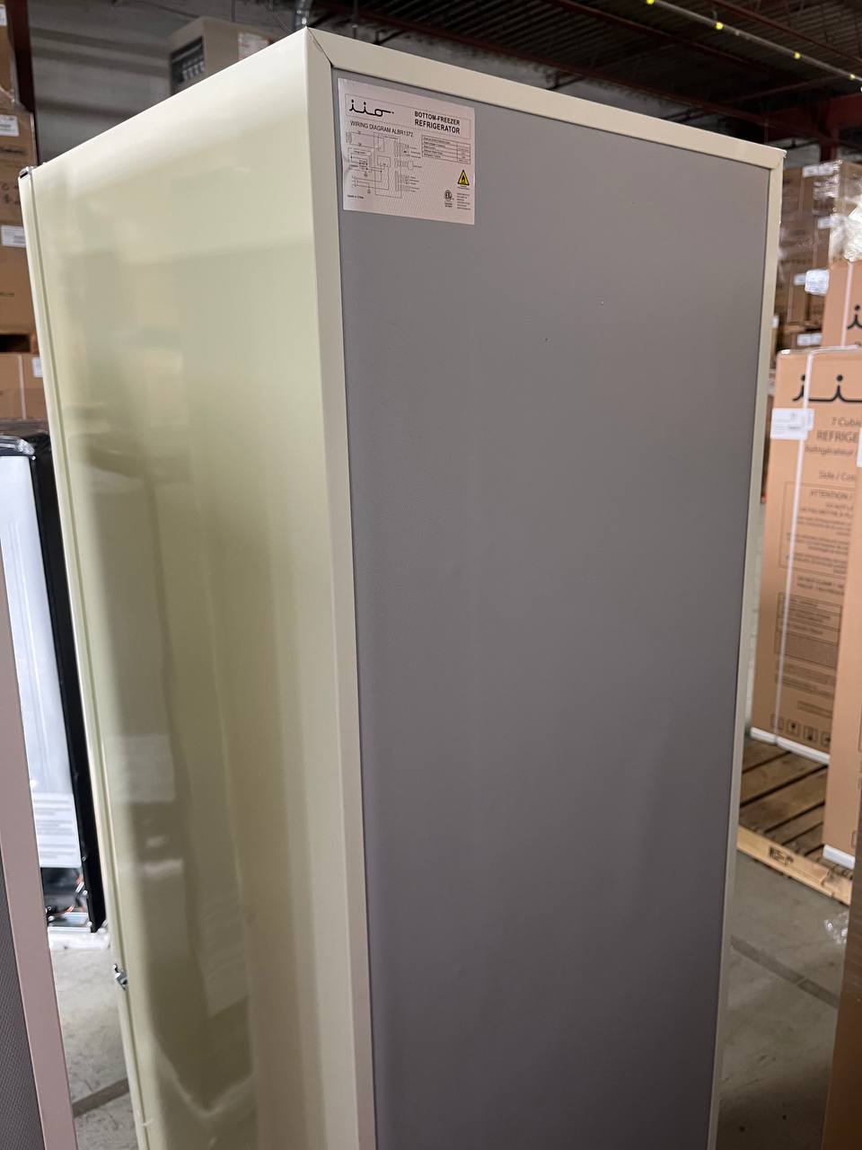 OPEN BOX iio Retro Mod RM1 (ALBR1372-11) Refrigerator - Cream Left Hinge - Discounted - Clearance Appliance