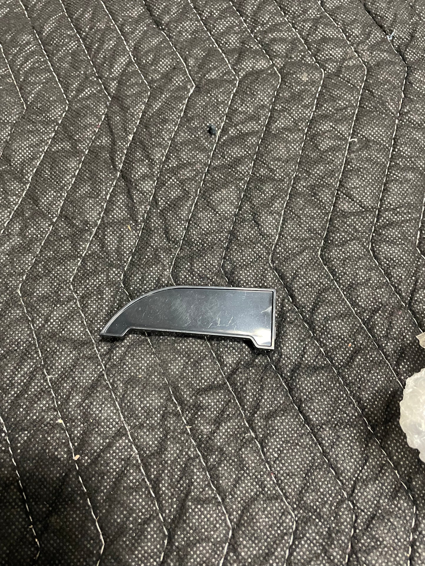 MRB192-07 Upper Hinge Cover - Matt Black (04-00081)