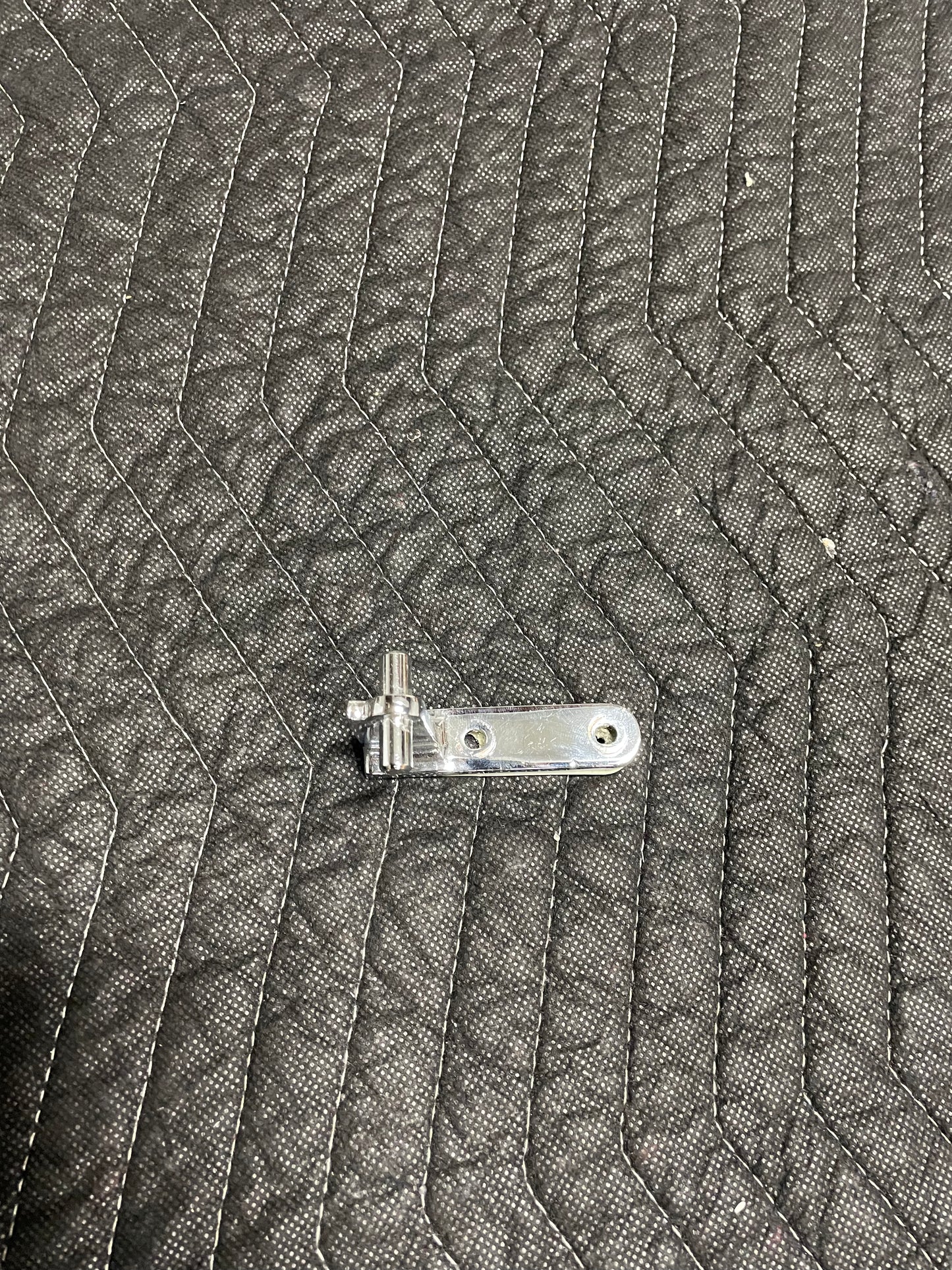 ALBR1372 Middle Hinge (07-00011)